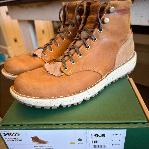 Danner Logger 917 “Goldrush” - Picture 2 of 4